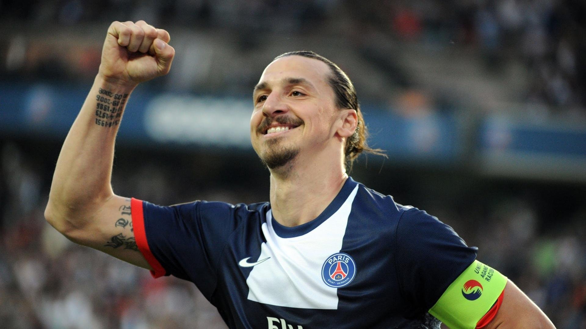 _湖人队士气高昂，向季后赛目标迈进_，湖人队v