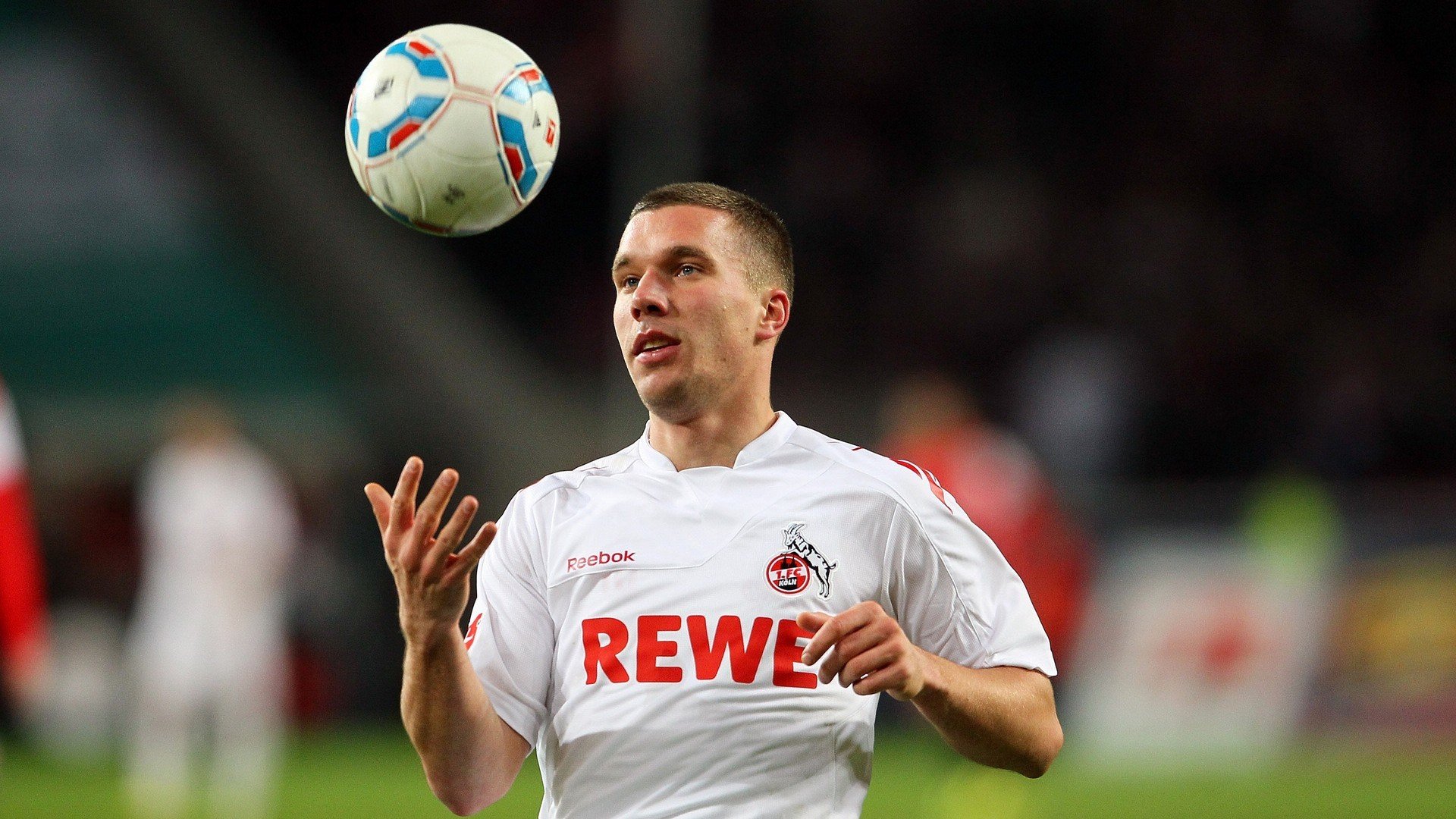 篮网球员参与纽约时装周，展现球场外的另一面，2021年篮网新秀定妆照